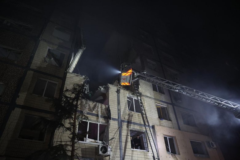 Dnipro: Russian strike on a residential building, two people missing