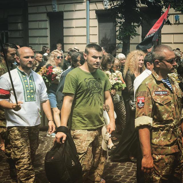 похороны слипак процессия