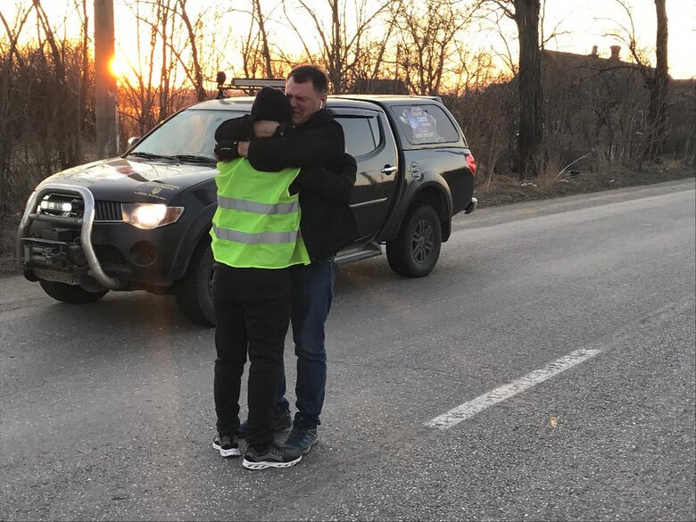 Мобільні крематорії, які росіяни використовують у Маріуполі, - це сучасний мобільний Освенцім, – військовий капелан Геннадій Мохненко 02 Мобільні крематорії, які росіяни використовують у Маріуполі, - це сучасний мобільний Освенцім, – військовий капелан Геннадій Мохненко 02