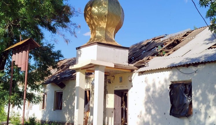 Наслідки російських обстрілів Херсонщини: двоє загиблих та 12 поранених цивільних. ФОТОрепортаж