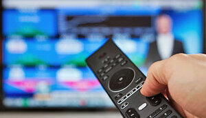 Польша запустит телеканал для украинцев Slawa TV