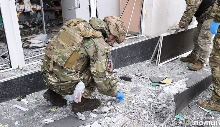Explosion occurs in catering establishment in Mykolaiv: two dead, 8 wounded. PHOTOS
