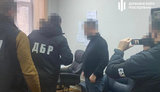 Очільнику Івано-Франківської митниці повідомили про підозру за вимагання хабарів в експортера меду