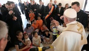 Папа Римський вибачився перед ромами за дискримінацію з боку Католицької церкви
