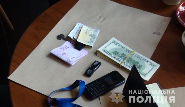 Блоковано спробу продажу персональних даних 500 тис. банківських клієнтів, - кіберполіція 02