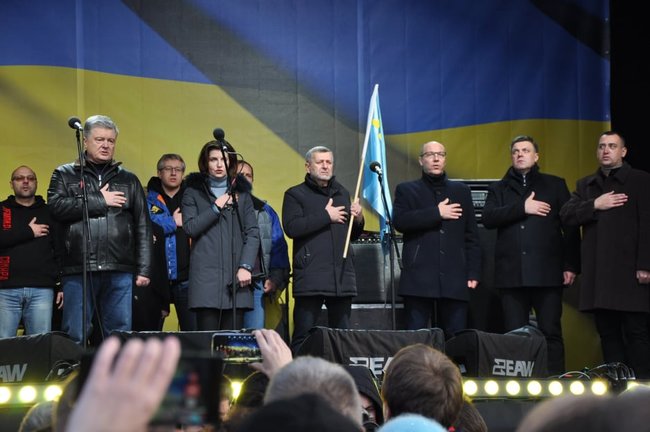 Щиро бажаю Зеленському успіху в Нормандії, - Порошенко 05