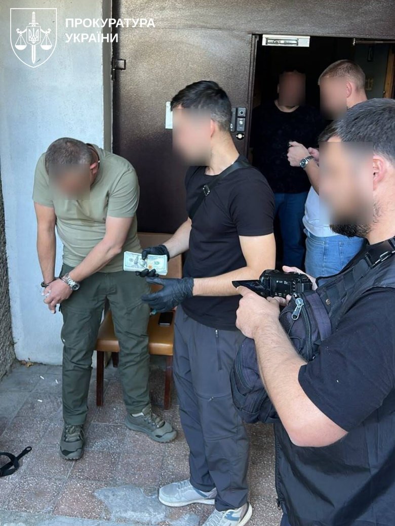 Начальника Миколаївського обласного ТЦК спіймали на хабарі