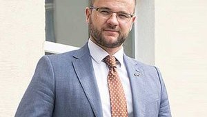 Луцьк, який потрапив у "червону зону" не зупинятиме транспорт і не закриватиме кафе і ресторани, - радник мера Поліщук