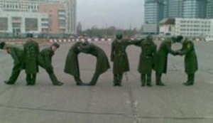 Тревожный сигнал из армии, Люся под запретом, Литвин - шестерка Януковича. Свежие ФОТОжабы от Цензор.НЕТ