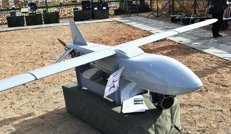 Сили оборони збили ворожий БПЛА-розвідник "Мерлин-ВР" на Лиманському напрямку. Це найдорожчий російський безпілотник, - ОСУВ "Хортиця". ВIДЕО
