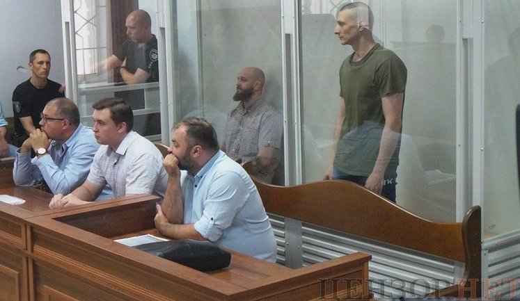Убивство Вороненкова: співучасників злочину Тарасенка та Лося доставили на підготовче засідання в Шевченківський райсуд Києва. ВІДЕО+ФОТОрепортаж