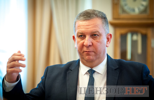 Андрій Рева: Для силовиків найбільше пенсії зростуть у тих, хто брав участь у бойових діях у зоні АТО 02