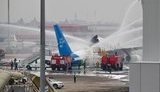 Российский самолет сгорел и распался на части в Китае. ВИДЕО+ФОТОрепортаж