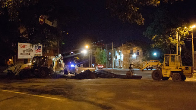 У Дніпрі на 26 вулицях відновлюють дорожнє покриття 04