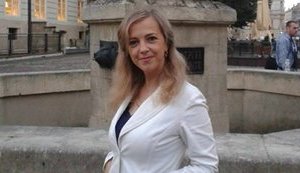 Мати вбитої юристки Ноздровської розповіла у суді, від кого її донька отримувала погрози
