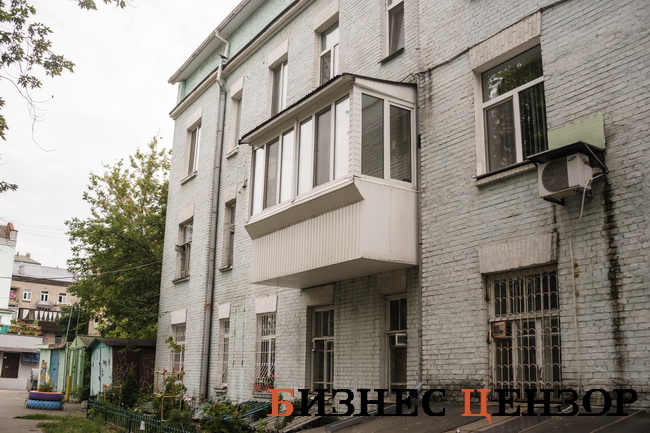 Стиль жизни. Балконы киевлян в дорогих квартирах 02