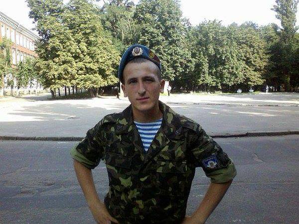 "Хлопці, ви найкращі, я люблю вас!" - останній бій капітана Юрія Бутусова 02