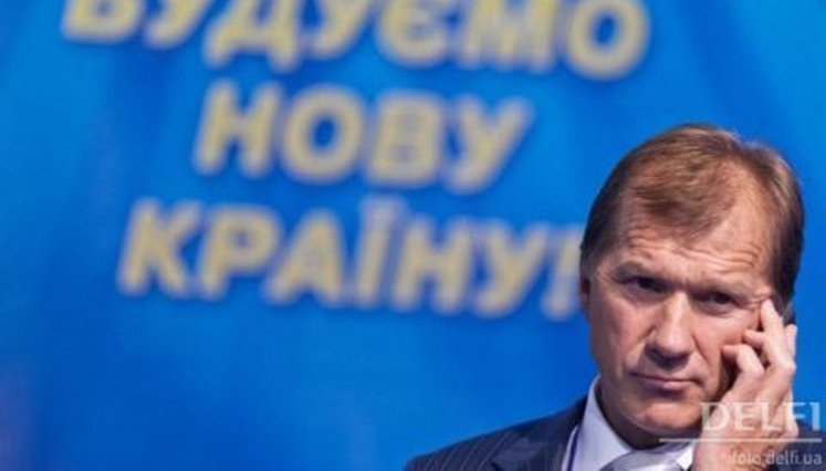 Соратник Ахметова нардеп Сафиуллин нуждается в материальной помощи, хотя ездит на Лексусе