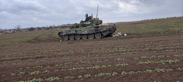 In Eastern direction in one of fights enemy suffered heavy losses, - OC East 04