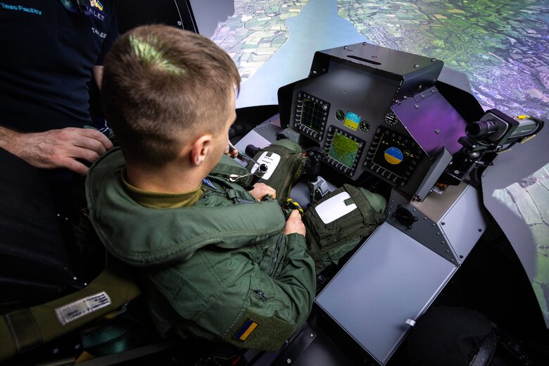 Українські пілоти F-16