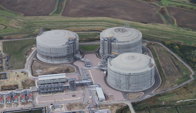 Найбільший у Європі LNG-термінал продали за $2 мільярди. Серед нових власників – американці