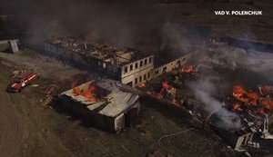 Чоловічий монастир УПЦ МП горить на Рівненщині. ФОТОрепортаж