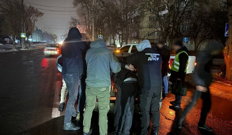 13,5 тисячі євро з людини: прикордонники затримали організаторів нелегального виїзду. ФОТОрепортаж