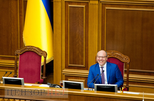 Пластуни принесли в Раду Вифлеємський вогонь миру 09