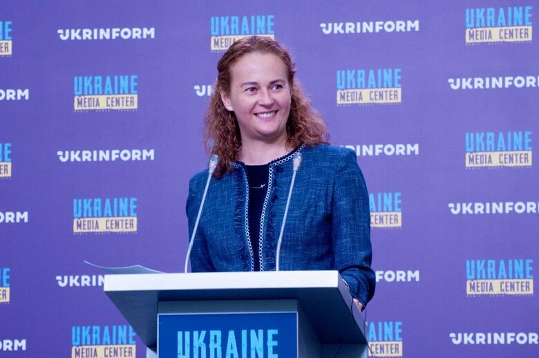 Голова Державної міграційної служби Наталія Науменко: Людей, які воювали, Україна видавати точно не буде 05