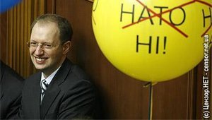 Яценюк не видит никакой трагедии в сегодняшнем решении НАТО