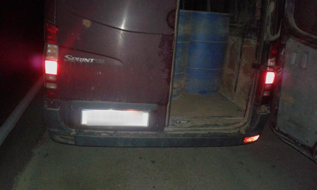 Податківці вилучили на Кіровоградщині понад 4,5 тисячі літрів незаконного виготовленого спирту 02