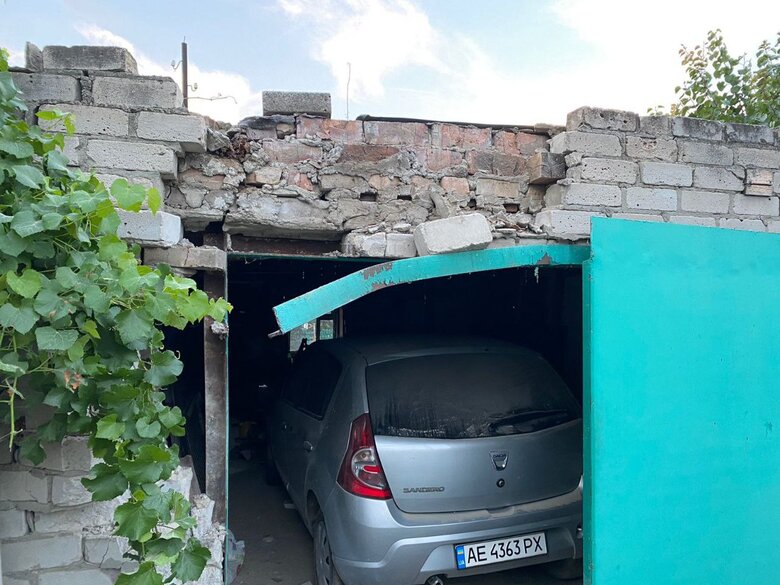 Рашисти обстрілювали Нікополь запалювальними боєприпасами 06