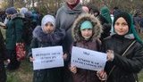 "Папірців боїтеся?" - окупанти затримали учасника флешмобу на підтримку заарештованих кримськотатарських активістів Таїра Ібрагімова. ВІДЕО+ФОТОрепортаж