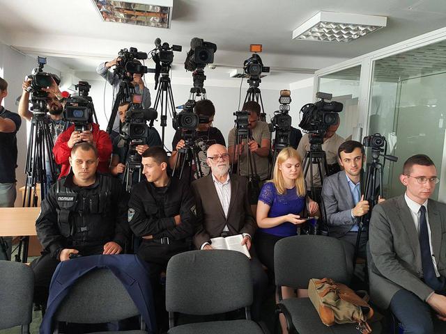 High treason trial of Yanukovych: former president revoked lawyers, hearing postponed until July 12 03 High treason trial of Yanukovych: former president revoked lawyers, hearing postponed until July 12 03
