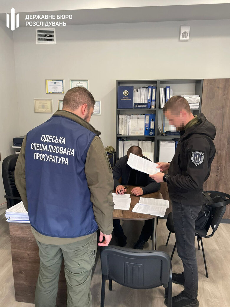 Військові, які допомогли втекти нападникам на поліцейських у Вінницькій області, постануть перед судом
