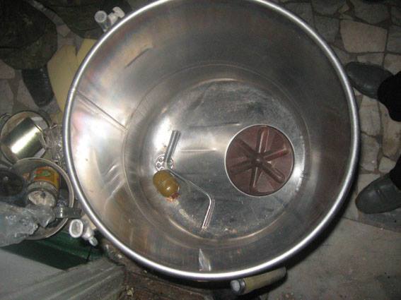 Житель Бахмута зберігав у квартирі протитанковий гранатомет і боєприпаси, - Нацполіція 02 Житель Бахмута зберігав у квартирі протитанковий гранатомет і боєприпаси, - Нацполіція 02