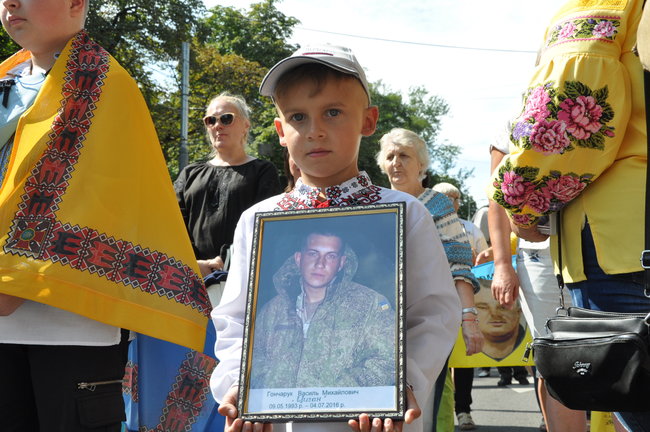 Марш захисників України відбувся в центрі Києва 18