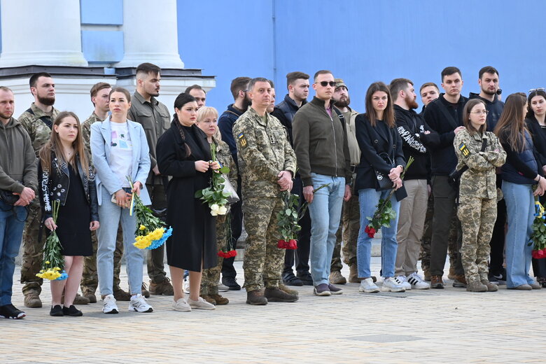 Прощання з полеглим воїном Денисом Зеленим