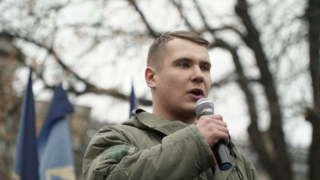 Нацкорпус провел акцию Бой кремлевским оккупантам у Администрации Президента 04