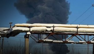 Поражен Ухтинский НПЗ в России. На предприятии возник пожар, - Генштаб