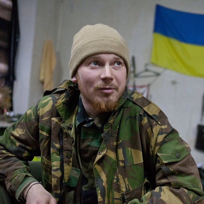 Командир десантного взводу Максим Бугель: Удвох з начальником зв’язку 81 бригади ми вивели семеро бійців з пожежної частини під ДАПом 04 Командир десантного взводу Максим Бугель: Удвох з начальником зв’язку 81 бригади ми вивели семеро бійців з пожежної частини під ДАПом 04