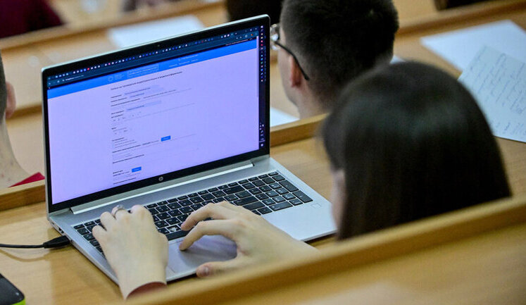 Без Windows: У Росії на всі ноутбуки зобов’яжуть встановлювати російські операційні системи