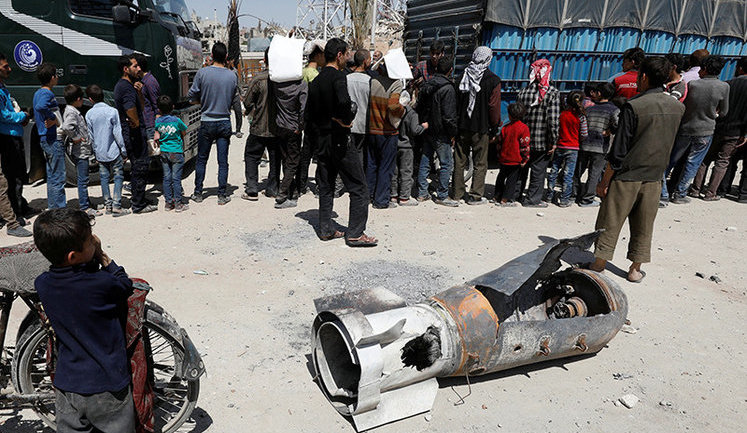 Чергова брехня російських держканалів: кадри з художнього фільму видали за "докази" інсценування хіматаки в Сирії. ФОТОрепортаж