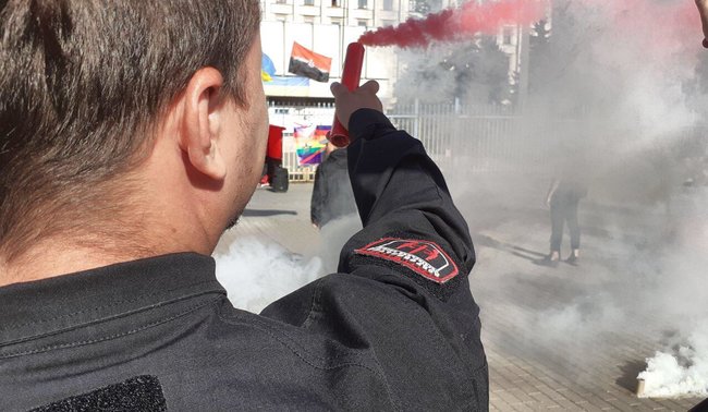 Правий сектор закликає ЦВК не допустити до виборів КПУ, ОПЗЖ та партію Пальчевського 05