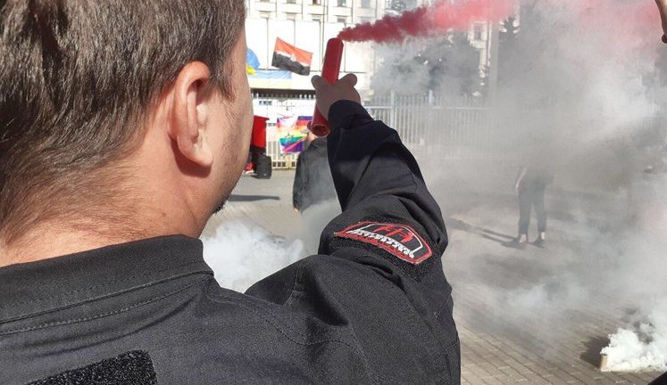 "Правый сектор" призывает ЦИК не допустить к выборам КПУ, ОПЗЖ и партию Пальчевского. ФОТОрепортаж