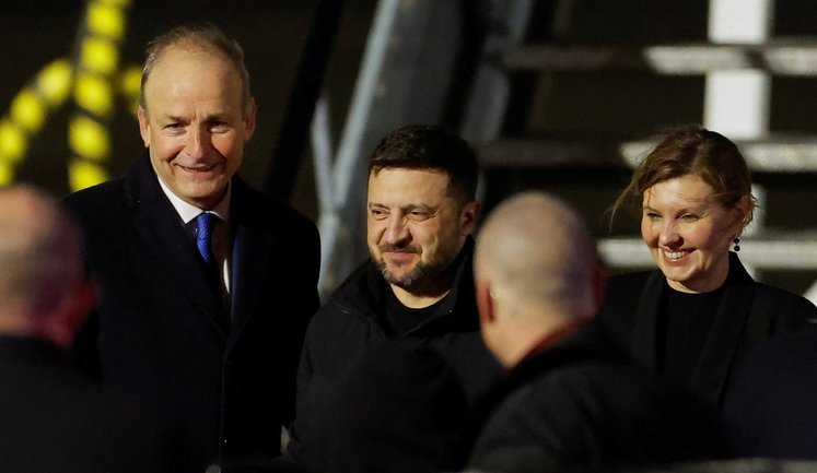 Полиция Ирландии начала расследование инцидента с дронами во время визита Зеленского