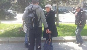 За митинги на Банковой и возле Рады раздавали деньги, - журналистка. ФОТО