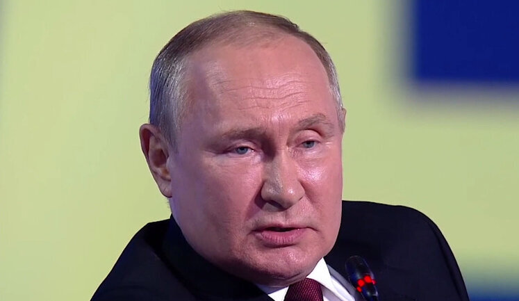 Путін збирається відродити в РФ піонерів