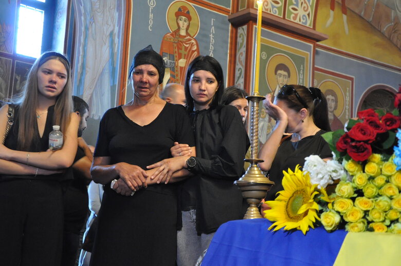 З телеведучим та військовим Карімом Гуламовим, який загинув у бою з російськими окупантами, попрощались у Києві 24