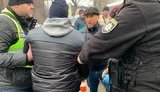 Миграционная служба устроила облаву на нелегалов на выходе из мечети, - Чубаров. ФОТОрепортаж